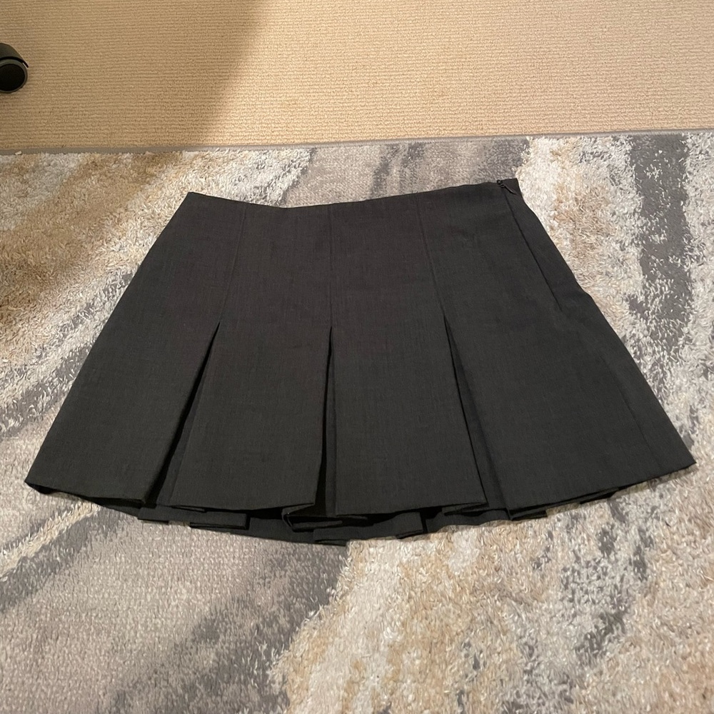 Zara Dark Grey Pleated Mini Skirt